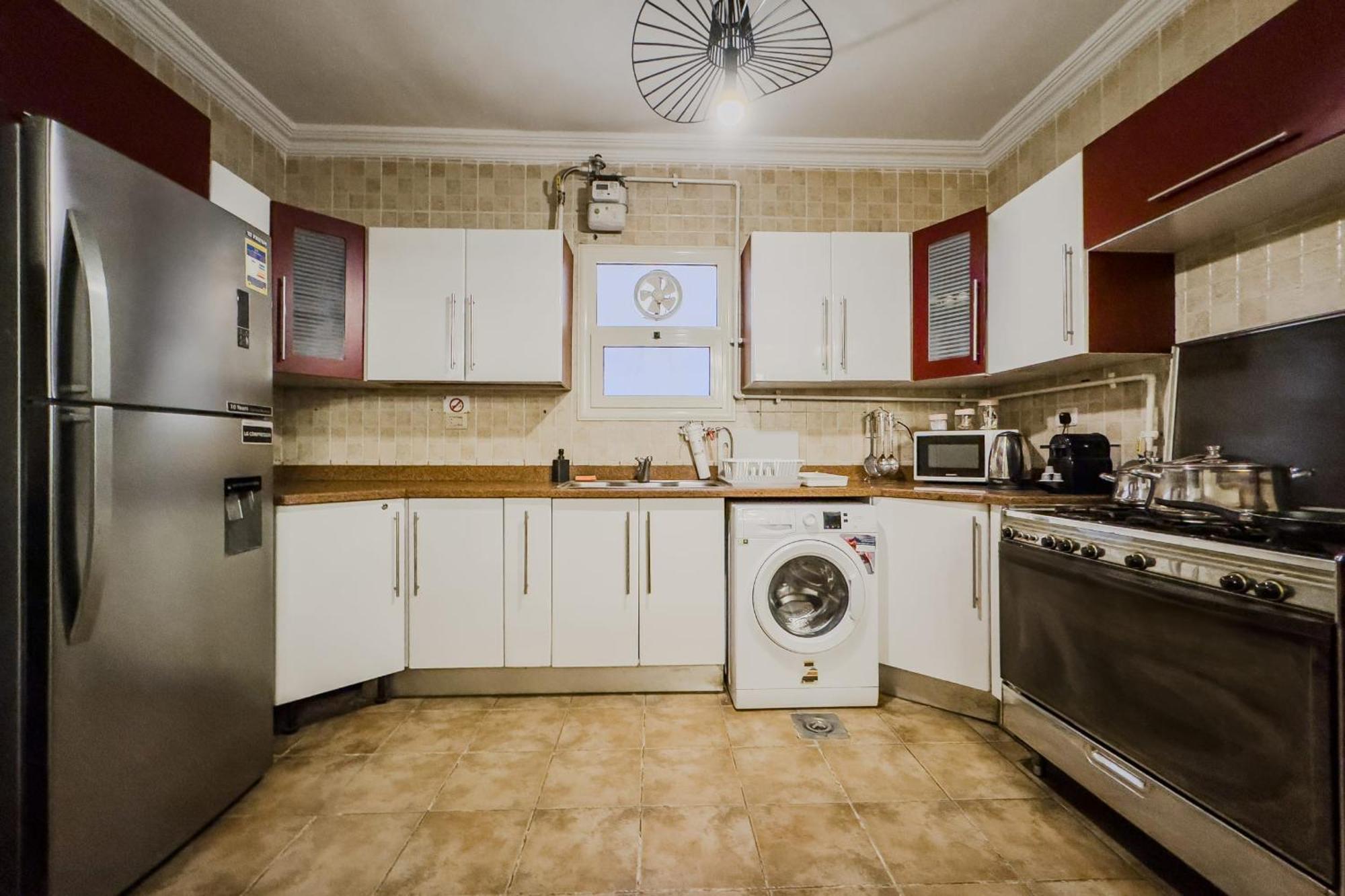 Distinct & Decent 2 Bdr Apt Steps From Nightlife And Airport Kairo Exterior foto