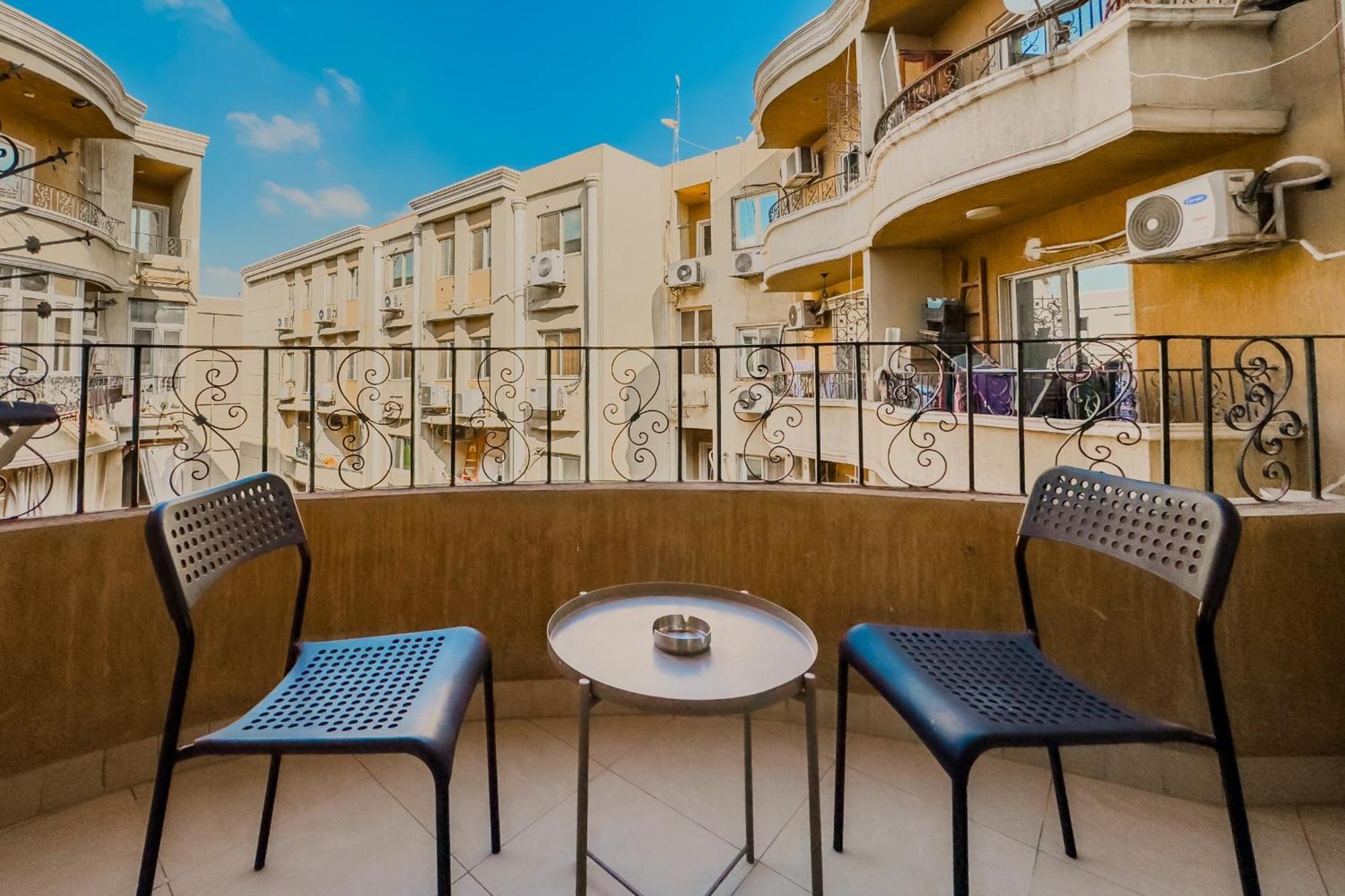 Distinct & Decent 2 Bdr Apt Steps From Nightlife And Airport Kairo Exterior foto